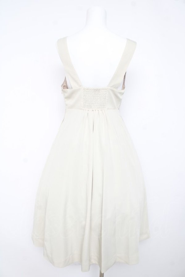 画像2: F i.n.t / チェーンビット使いディープVネックジャンパースカート  グリーン Y-26-02-11-061-CA-OP-SZ-ZY (2)