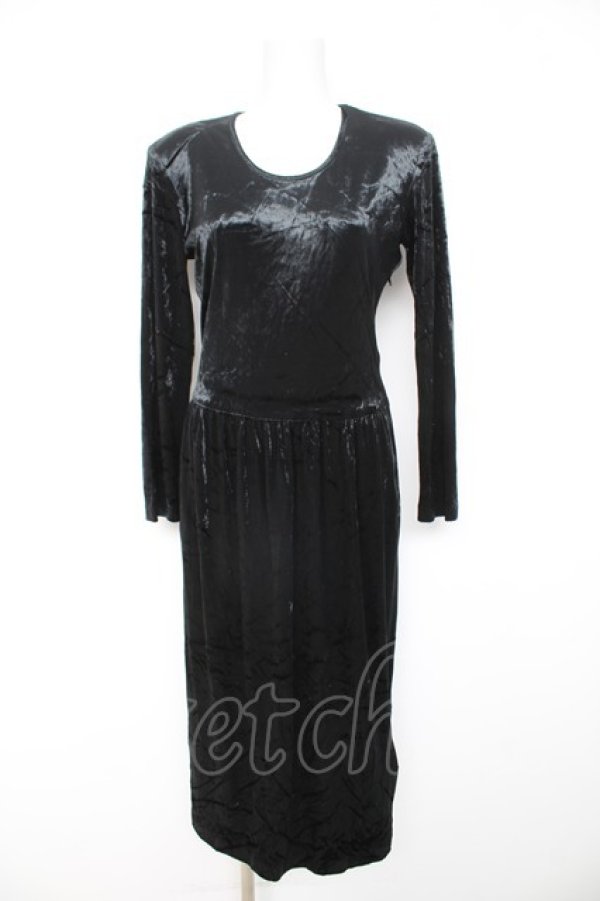 画像1: INGEBORG / ベロアワンピース  黒 Y-26-02-11-081-LO-OP-SZ-ZY (1)