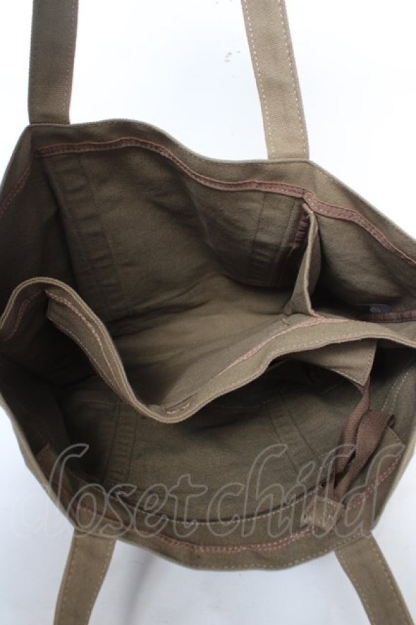 画像3: Maison de FLEUR / マルチポケット帆布トートMバッグ F ブラウン Y-26-02-13-066-LO-BG-SZ-ZY (3)