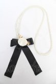 画像1: Maison de FLEUR / ローズグログランリボンパールチェーン F ブラック Y-26-02-13-020-LO-ZA-SZ-ZY (1)