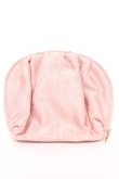 画像2: Maison de FLEUR / ロココラウンドタックポーチ F ダークピンク Y-26-02-13-023-LO-ZA-SZ-ZY (2)
