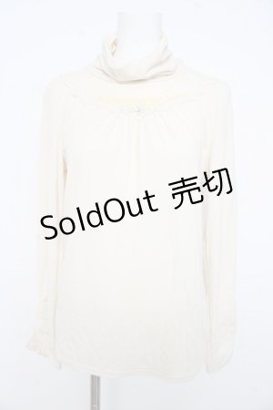 画像: axes femme / 袖モチーフ付きタートル L 生成り Y-26-02-15-001-AX-TO-IG-ZS