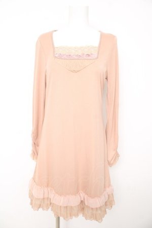 画像: axes femme / 立体シフォン薔薇ロングインナーカットソー  ピンク Y-26-02-15-083-AX-TO-IG-ZY