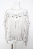 画像1: Angelic Pretty / Lacy Frillブラウス  グレー Y-26-02-15-116-AP-BL-SZ-ZY (1)