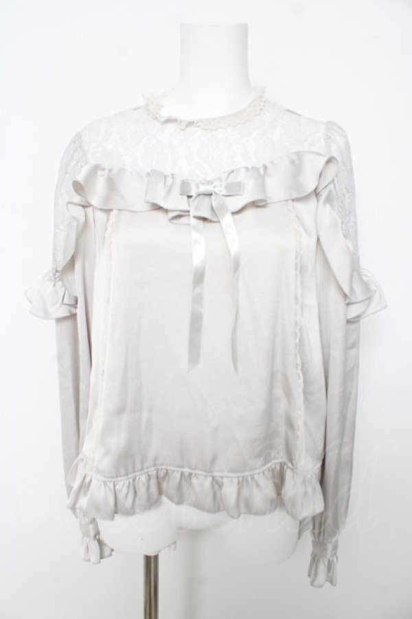 画像1: Angelic Pretty / Lacy Frillブラウス  グレー Y-26-02-15-116-AP-BL-SZ-ZY (1)