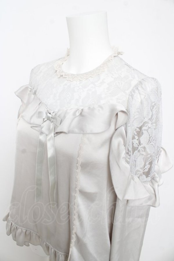 画像3: Angelic Pretty / Lacy Frillブラウス  グレー Y-26-02-15-116-AP-BL-SZ-ZY (3)