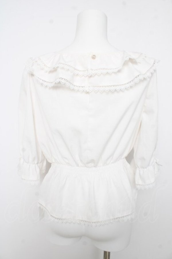 画像2: axes femme kawaii / フリル襟シャーリングブラウス M 白 Y-26-02-15-117-AX-BL-SZ-ZY (2)