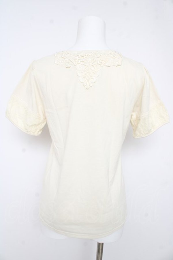 画像2: axes femme / ローズレースTシャツ M 生成り Y-26-02-15-028-AX-TO-IG-ZY (2)