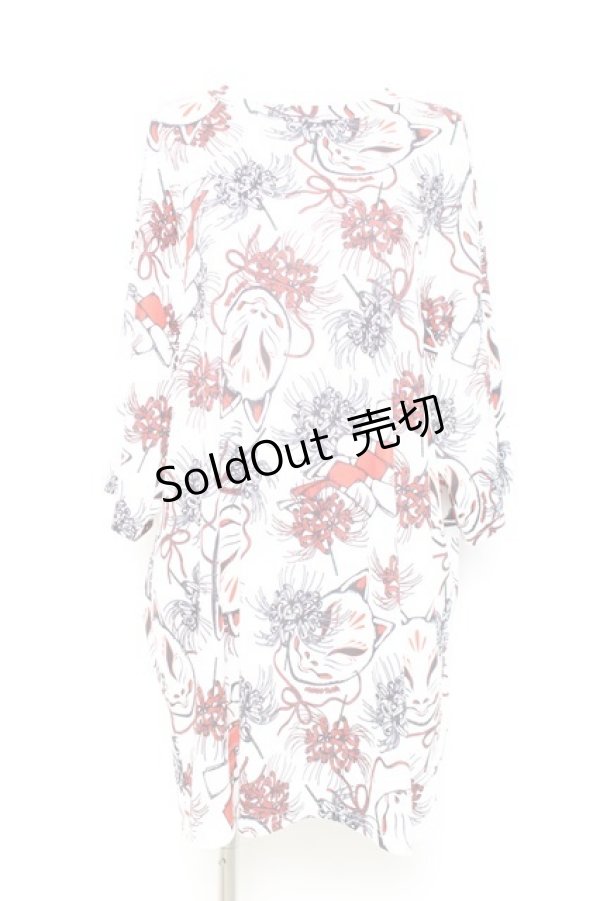 画像1: ACDC RAG / 狐面と彼岸花半袖チュニックヒュージＴシャツ  白 Y-26-02-17-058-PU-TO-SZ-ZY (1)