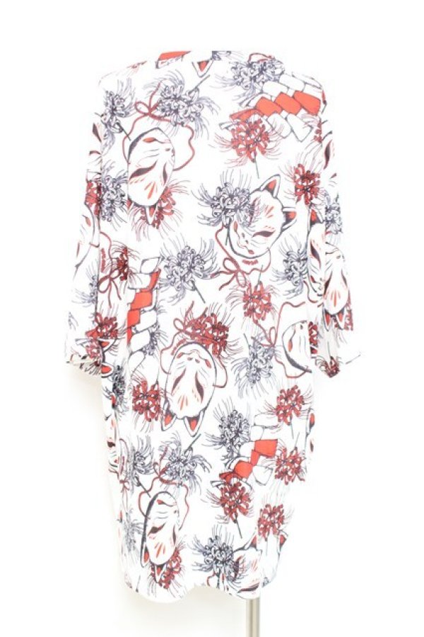 画像2: ACDC RAG / 狐面と彼岸花半袖チュニックヒュージＴシャツ  白 Y-26-02-17-058-PU-TO-SZ-ZY (2)