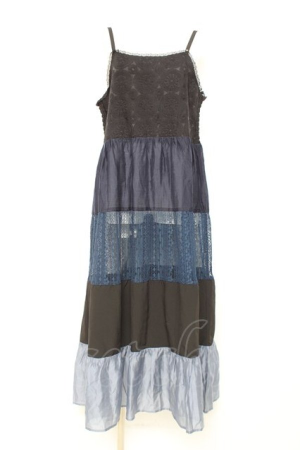 画像1: axes femme NOSTALGIE / 配色ティアードキャミワンピース F ブルー Y-26-02-17-075-AX-OP-SZ-ZY (1)