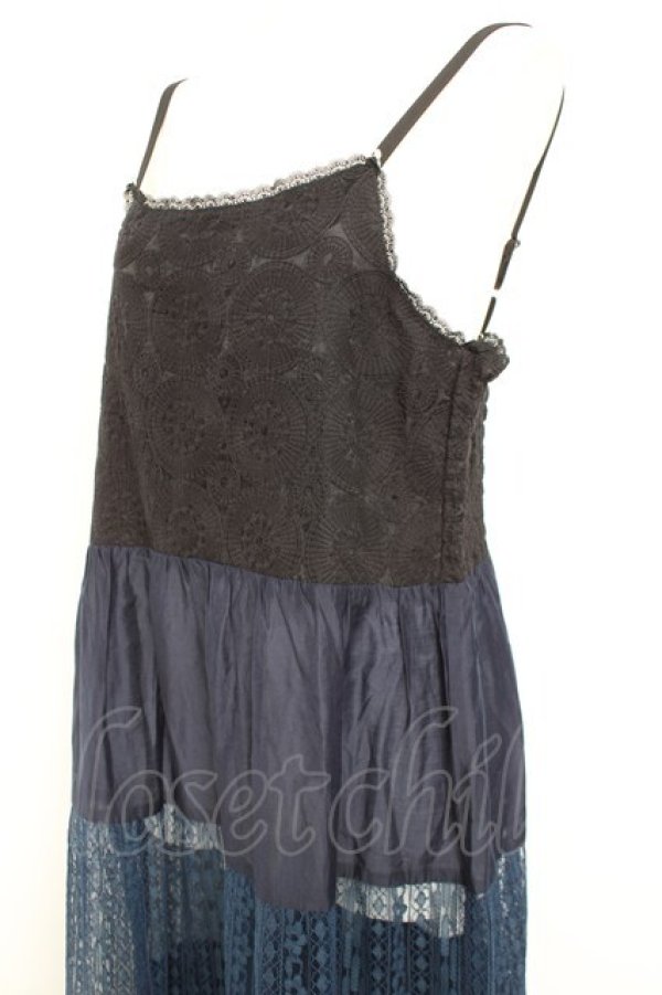 画像3: axes femme NOSTALGIE / 配色ティアードキャミワンピース F ブルー Y-26-02-17-075-AX-OP-SZ-ZY (3)