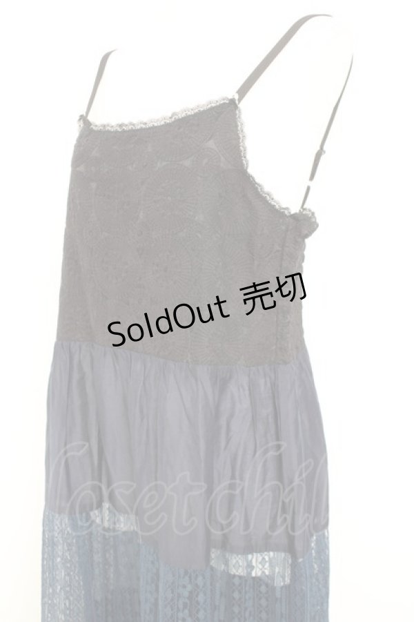 画像3: axes femme NOSTALGIE / 配色ティアードキャミワンピース F ブルー Y-26-02-17-075-AX-OP-SZ-ZY (3)