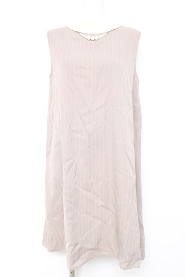 画像1: axes femme / ネックレス付きロールカラー襟ワンピース M ベージュ Y-26-02-17-120-AX-OP-SZ-ZY (1)