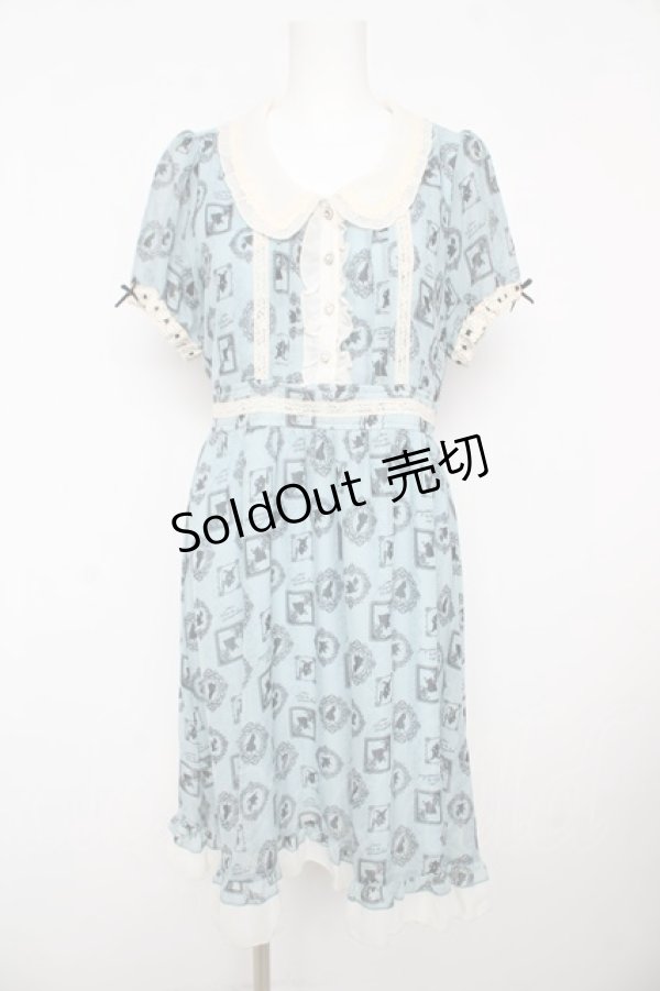 画像1: axes femme / シルエット柄ワンピース  サックス Y-26-02-17-125-AX-OP-SZ-ZY (1)