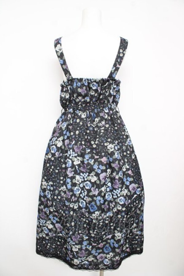 画像2: axes femme / パッチワークパンジー柄ジャンパースカート M 黒 Y-26-02-17-141-AX-OP-SZ-ZY (2)