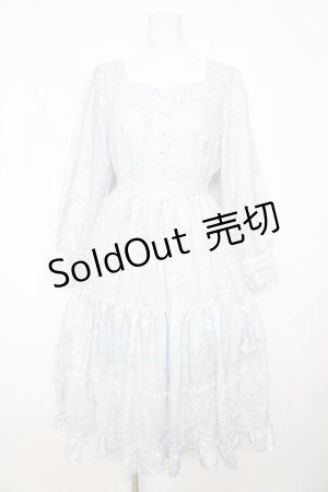 画像: axes femme / SAKURAティアードワンピース  サックス Y-26-02-17-150-AX-OP-SZ-ZY