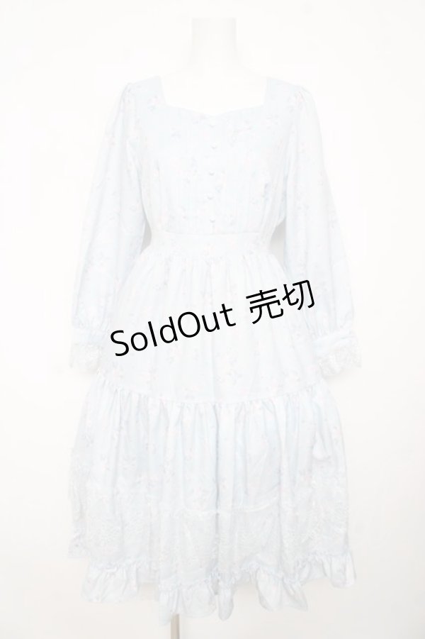 画像1: axes femme / SAKURAティアードワンピース  サックス Y-26-02-17-150-AX-OP-SZ-ZY (1)