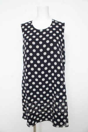画像: INGEBORG / ドット柄ノースリーブチュニック F 紺 Y-26-02-17-196-LO-OP-SZ-ZY