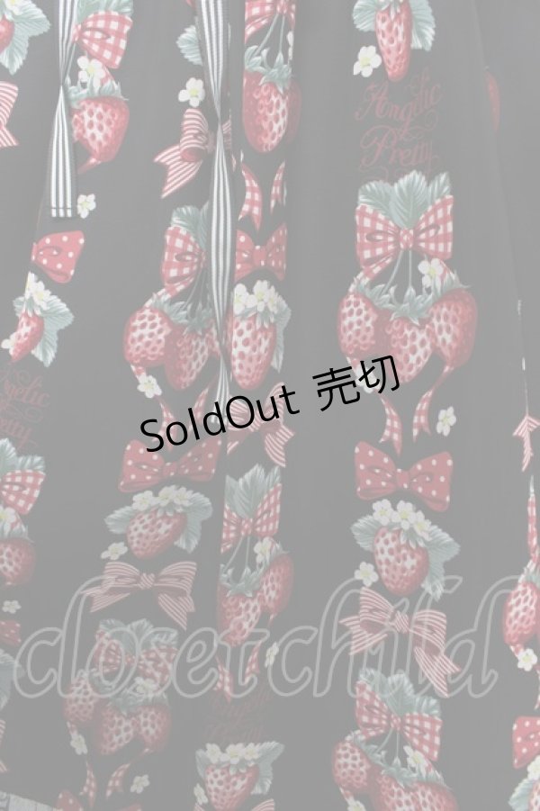 画像4: Angelic Pretty / Strawberry Dollジャンパースカート  黒 Y-26-02-17-208-AP-OP-SZ-ZY (4)