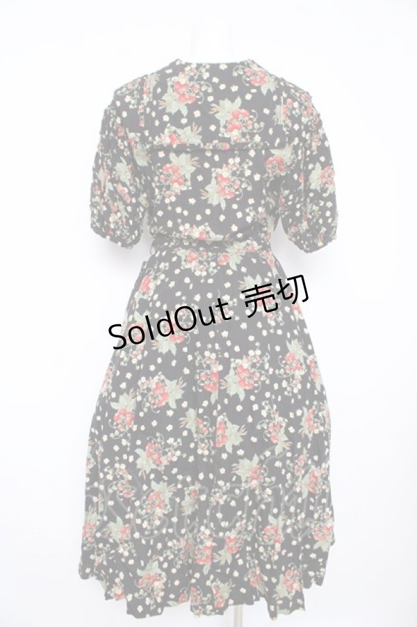 画像2: PINK HOUSE / いちご柄セーラーワンピース F 黒 Y-26-02-17-212-LO-OP-SZ-ZY (2)