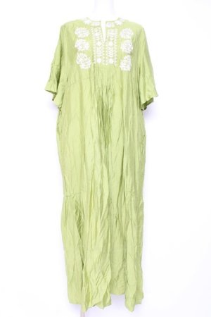 画像: axes femme / 刺繍スキッパーマキシワンピース  イエローグリーン Y-26-02-19-126-AX-BL-SZ-ZY