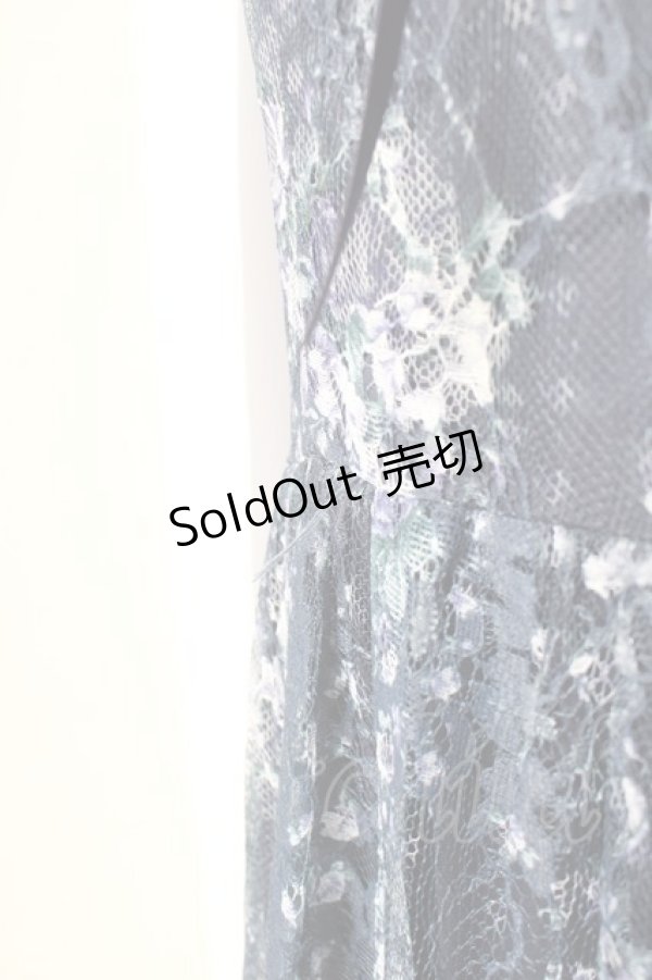 画像4: axes femme / フラワープリントレースワンピース F 紺 Y-26-02-19-138-AX-OP-SZ-ZY (4)