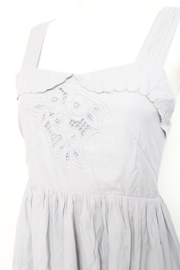 画像3: an another angelus / エンブロイダリースカラップワンピース F サックス Y-26-02-19-154-CA-OP-SZ-ZY (3)