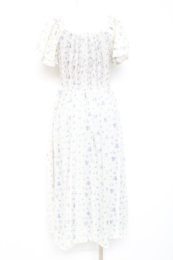 画像2: F i.n.t / フリル使い小花柄シャーリングワンピース F ブルー Y-26-02-19-156-CA-OP-SZ-ZY (2)