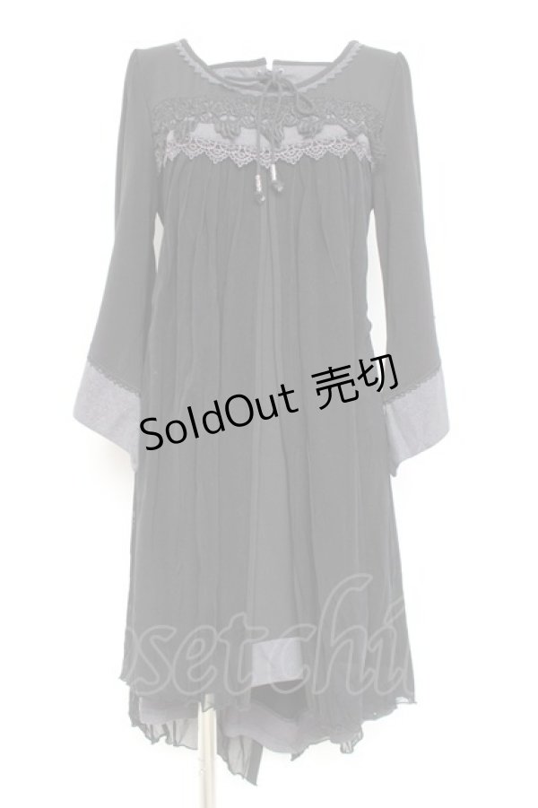 画像1: Rozen Kavalier / レイヤード風切替ワンピース  黒 Y-26-02-19-159-OO-OP-SZ-ZY (1)