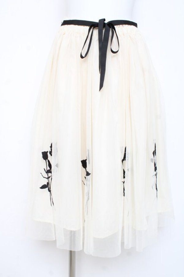 画像1: an another angelus / ローズ刺繍チュールスカート F 生成り Y-26-02-19-195-CA-SK-SZ-ZY (1)