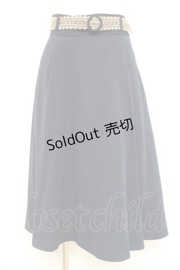 画像1: F i.n.t / レースベルトフレアースカート F ネイビー Y-26-02-19-197-CA-SK-SZ-ZY (1)