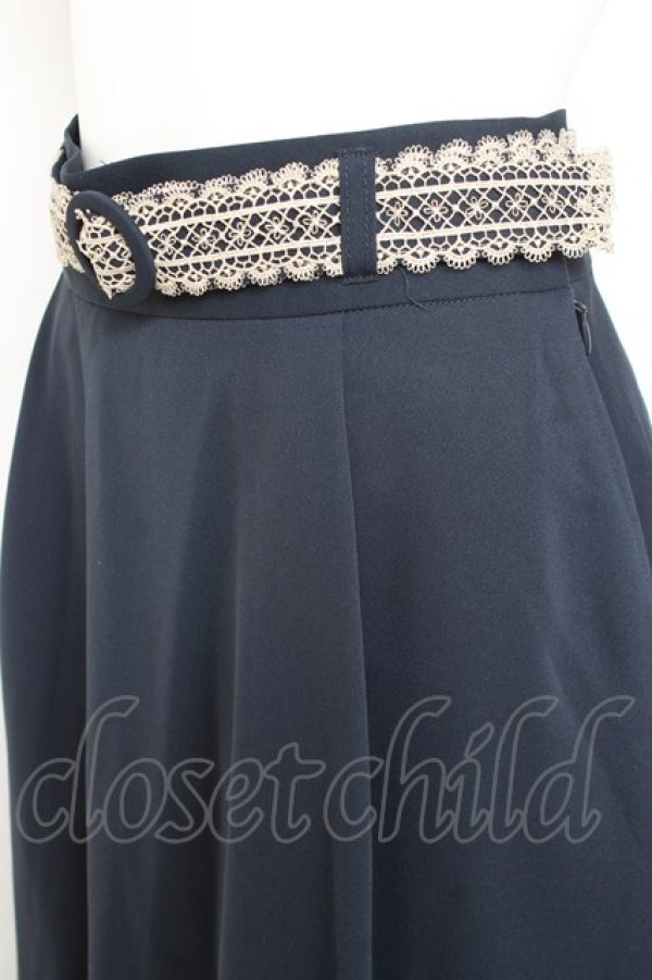 画像3: F i.n.t / レースベルトフレアースカート F ネイビー Y-26-02-19-197-CA-SK-SZ-ZY (3)