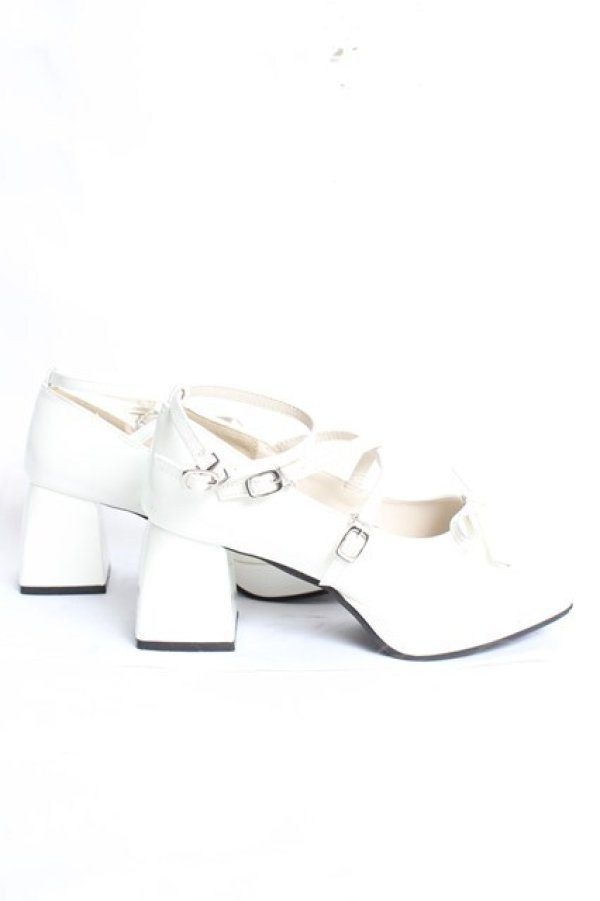 画像4: DearMyLoveRose / スクエアトゥ2wayストラップパンプス 23 ホワイト Y-26-02-19-021-EL-SH-SZ-ZY (4)