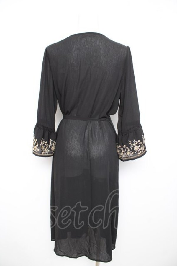 画像2: axes femme / 刺繍入りロングガウンカーディガン M 黒 Y-26-02-21-151-AX-OP-SZ-ZY (2)