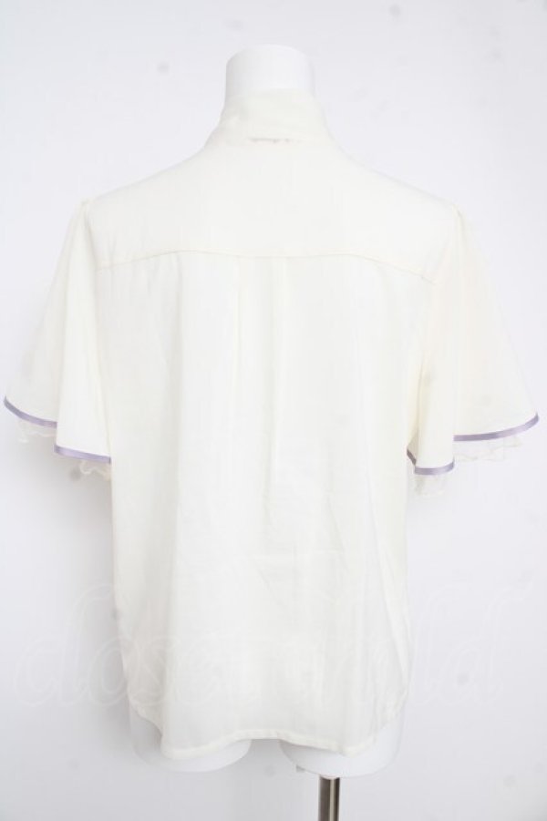 画像2: axes femme / 紫陽花刺繍リボンブラウス  白 Y-26-02-21-026-AX-BL-SZ-ZY (2)