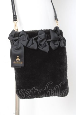 画像: m petit by misako / NINA'S ファーショルダーバッグ  黒 Y-26-02-23-031-LO-BG-SZ-ZY