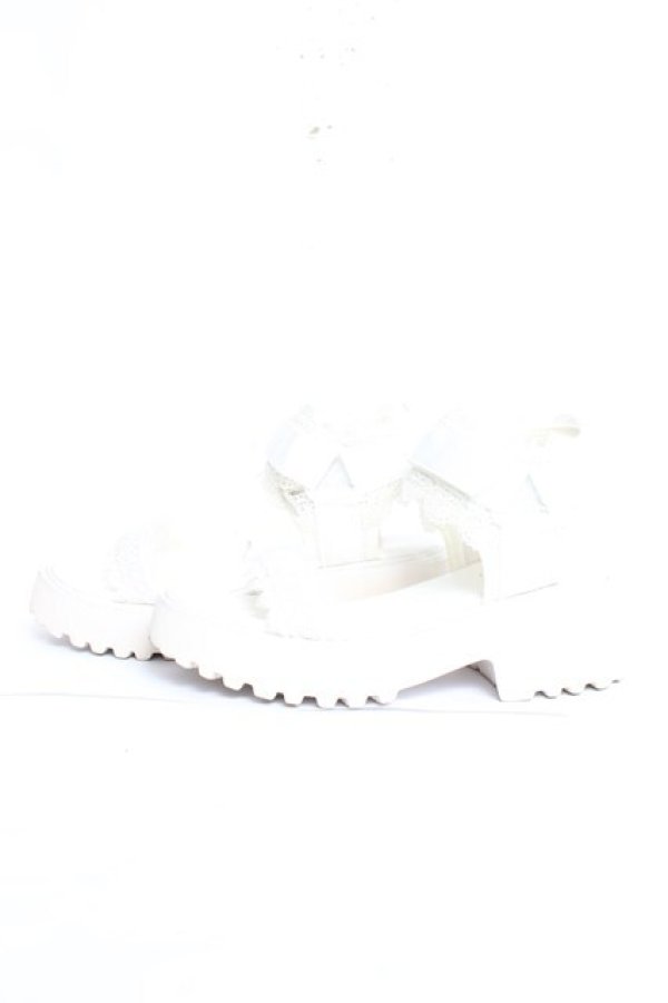 画像2: Fi.n.t / レース使いクロススニーカーサンダル M 白 Y-26-02-23-045-CA-SH-SZ-ZY (2)