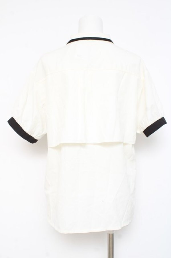 画像2: axes femme / プリーツ使バイカラー半袖ブラウス  生成り Y-26-02-23-051-AX-BL-SZ-ZY (2)