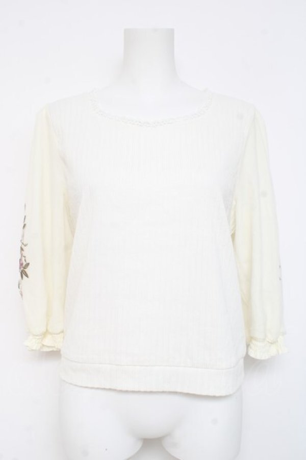 画像1: axes femme / 花刺繍チュール袖七分袖プルオーバー F オフシロ Y-26-02-23-058-AX-TO-IG-ZY (1)
