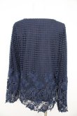 画像2: axes femme / お花レース重ねトップス M 紺 Y-26-02-23-106-AX-TO-SZ-ZY (2)