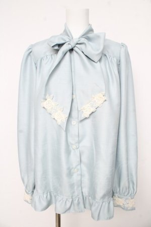 画像: Enchantlic Enchantilly / ノーブルリボンタイブラウス  クリーミーブルー Y-26-02-23-128-LO-BL-SZ-ZY