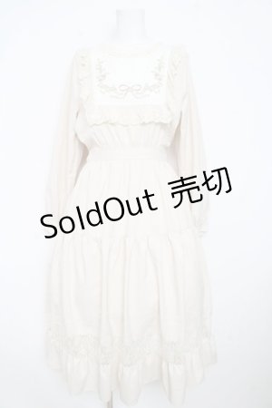 画像: axes femme POETIQUE / ブロッキングブーケ刺繍ワンピース  生成り Y-26-02-23-171-AX-OP-SZ-ZY