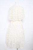 画像2: axes femme / ケープ風レースティアードワンピース  生成り Y-26-02-23-175-AX-OP-SZ-ZY (2)