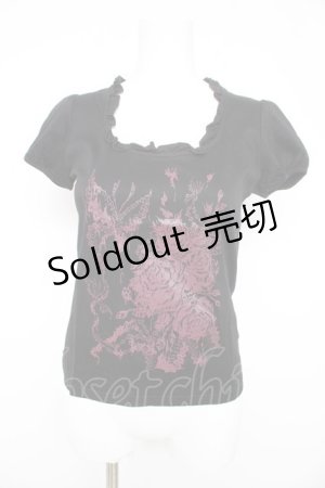 画像: BPN / バラｘ蝶プリント半袖カットソー  黒 Y-26-02-27-054-GO-TO-SZ-ZY