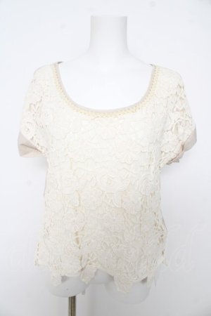 画像: axes femme / レースデザイン半袖プルオーバー  生成り Y-26-02-27-013-AX-BL-SZ-ZY