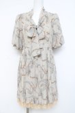 画像1: axes femme / リボン柄ワンピース M グレー Y-26-02-27-127-AX-OP-SZ-ZY (1)