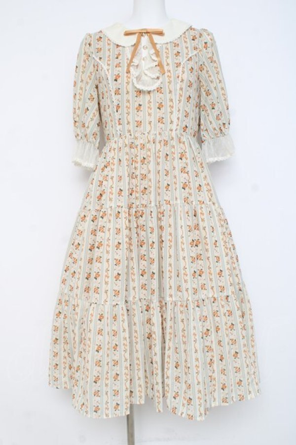 画像1: axes femme kawaii / プチローズ柄ワンピース M イエロー Y-26-02-27-138-AX-OP-SZ-ZY (1)