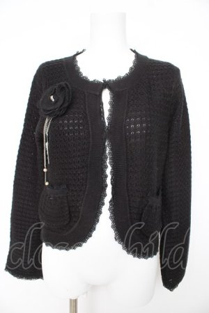 画像: axes femme / コサージュ付きカーディガン  黒 Y-26-02-27-046-AX-TO-SZ-ZY