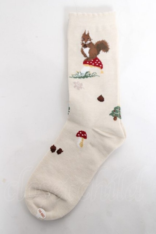 画像2: PINK HOUSE / ウィンターフォレストトリート柄ソックス  ベージュ Y-26-03-01-053-LO-ZA-SZ-ZY (2)